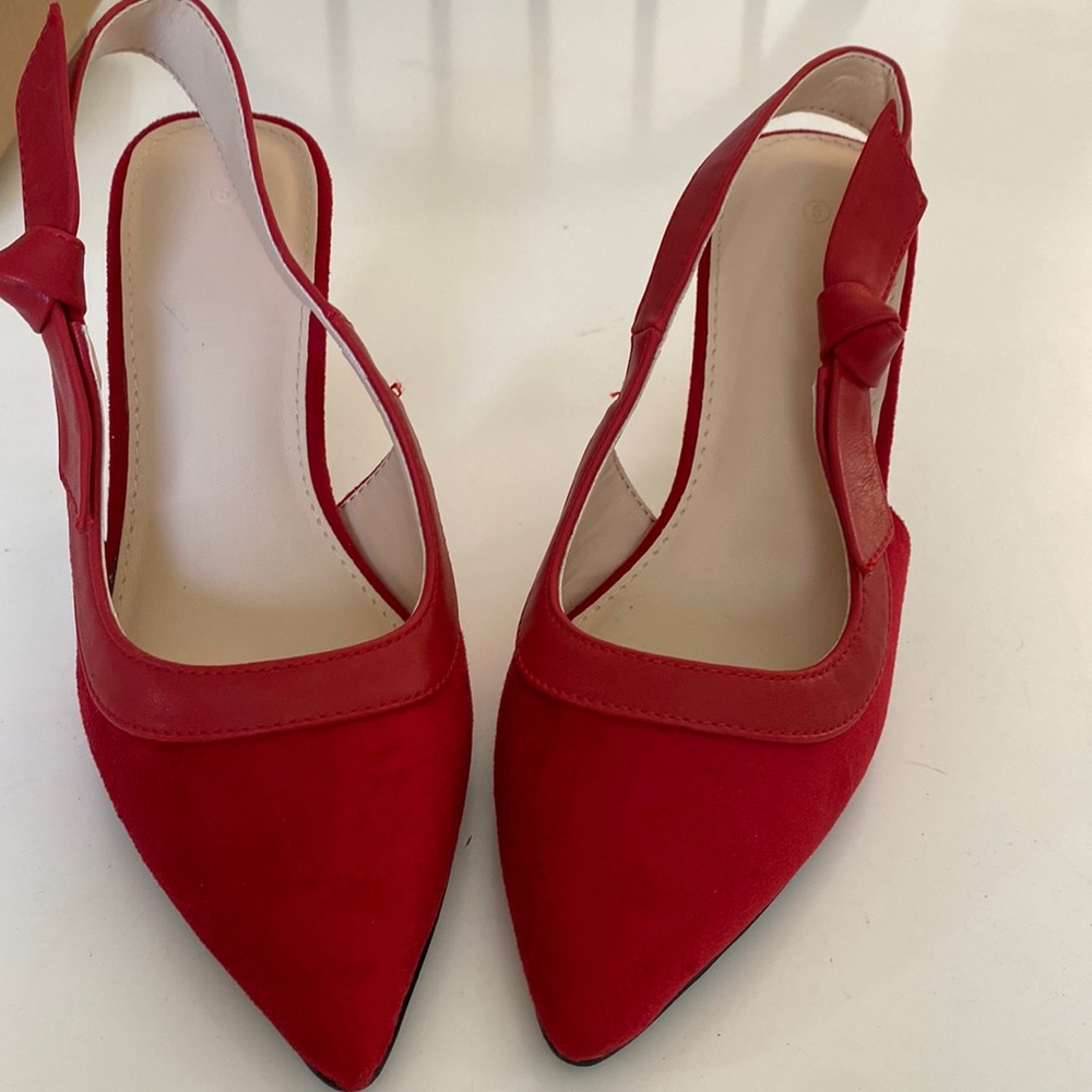 Women’s red heels